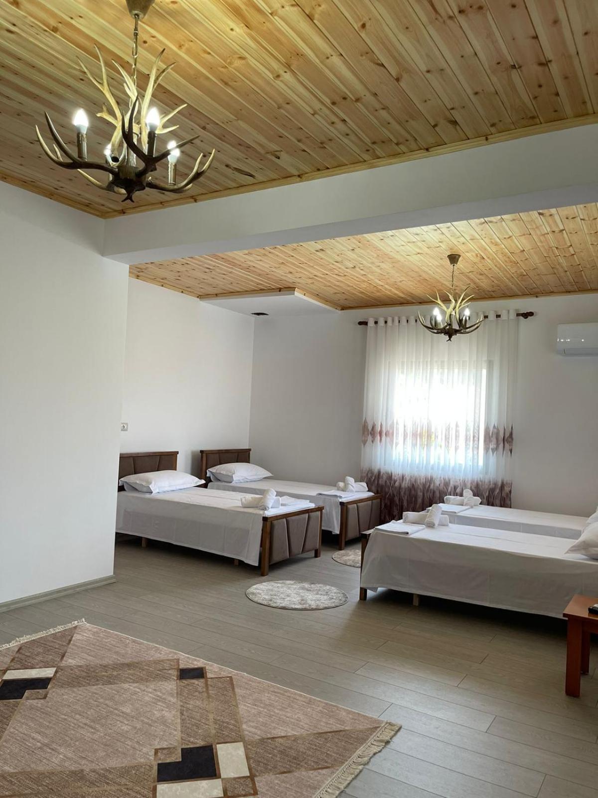 בראט Georgemishel Guest House מראה חיצוני תמונה