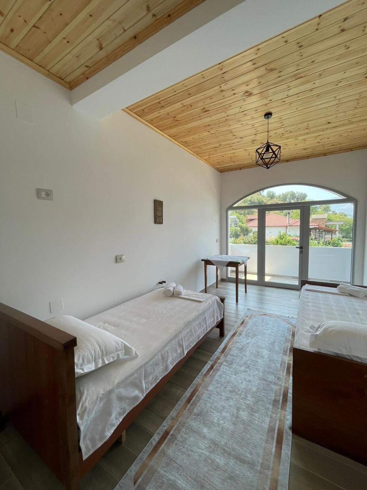 בראט Georgemishel Guest House מראה חיצוני תמונה