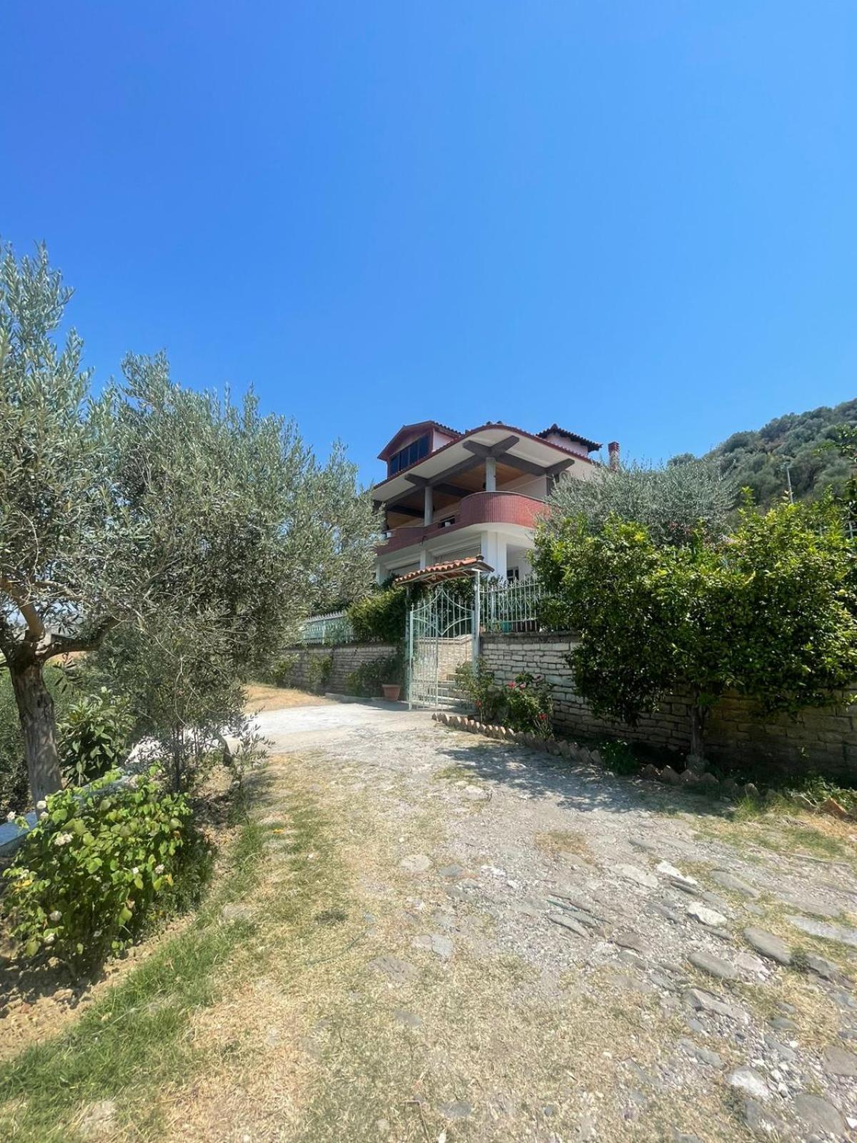 בראט Georgemishel Guest House מראה חיצוני תמונה