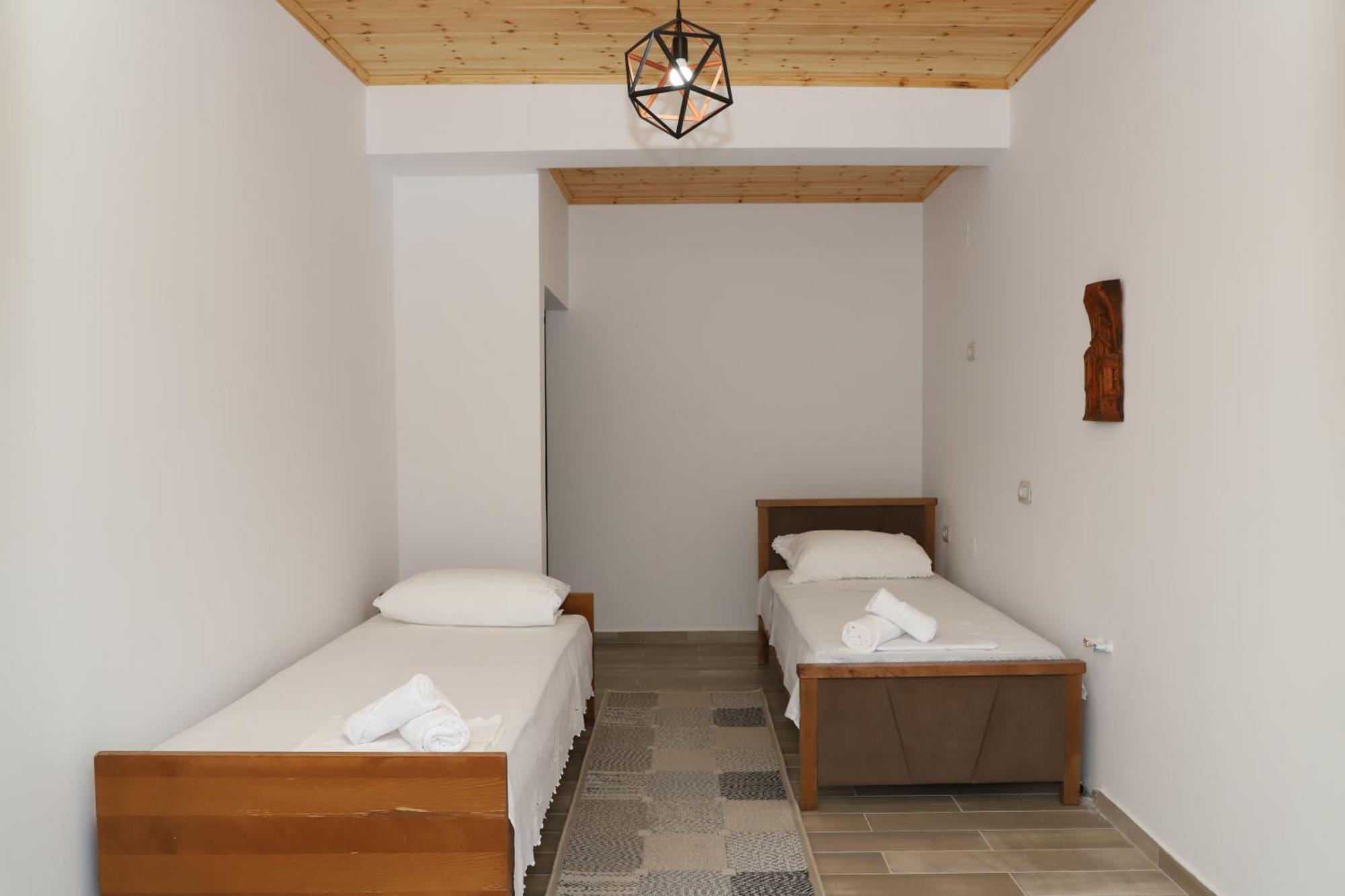 בראט Georgemishel Guest House מראה חיצוני תמונה