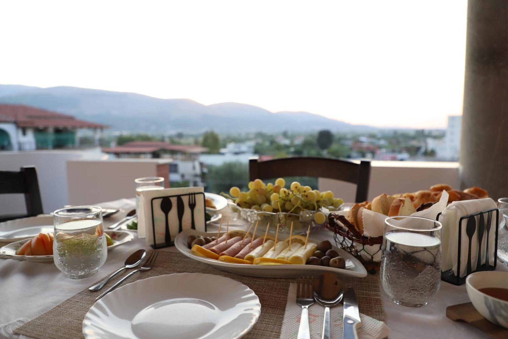 בראט Georgemishel Guest House מראה חיצוני תמונה