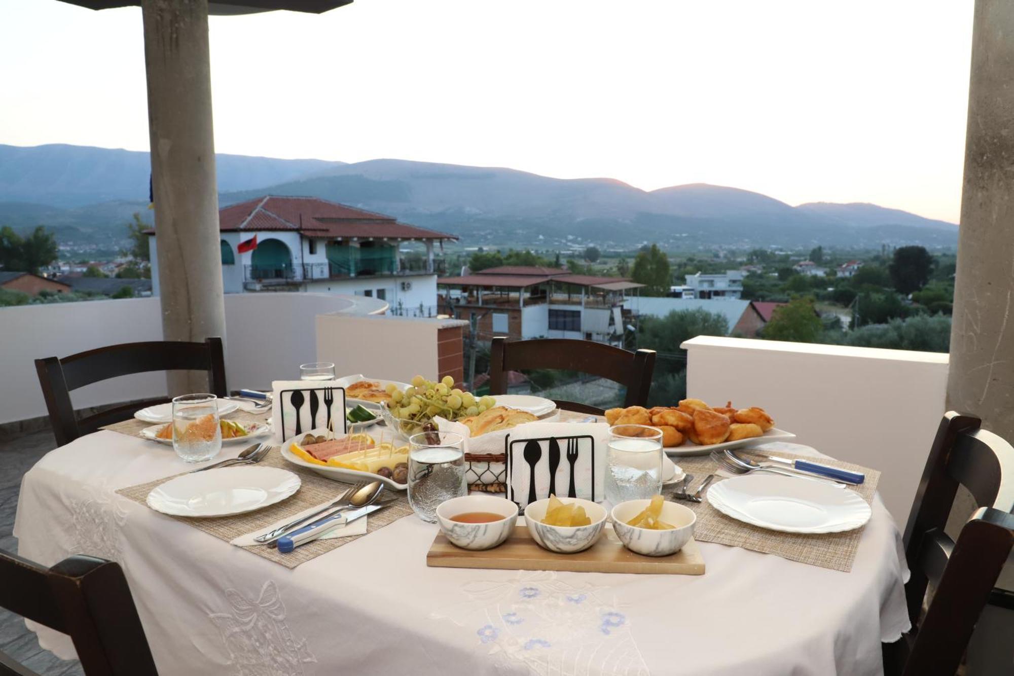בראט Georgemishel Guest House מראה חיצוני תמונה