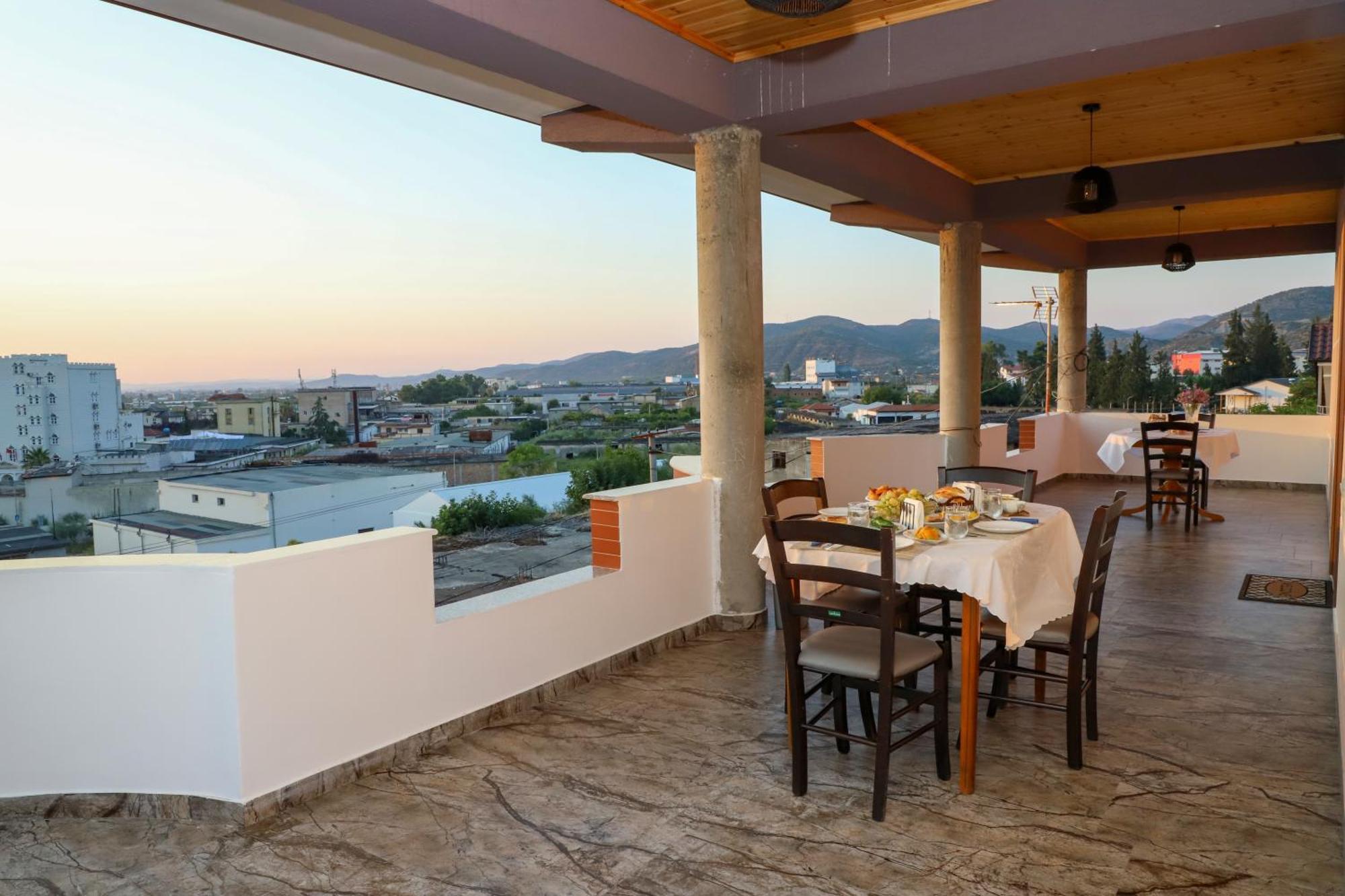 בראט Georgemishel Guest House מראה חיצוני תמונה