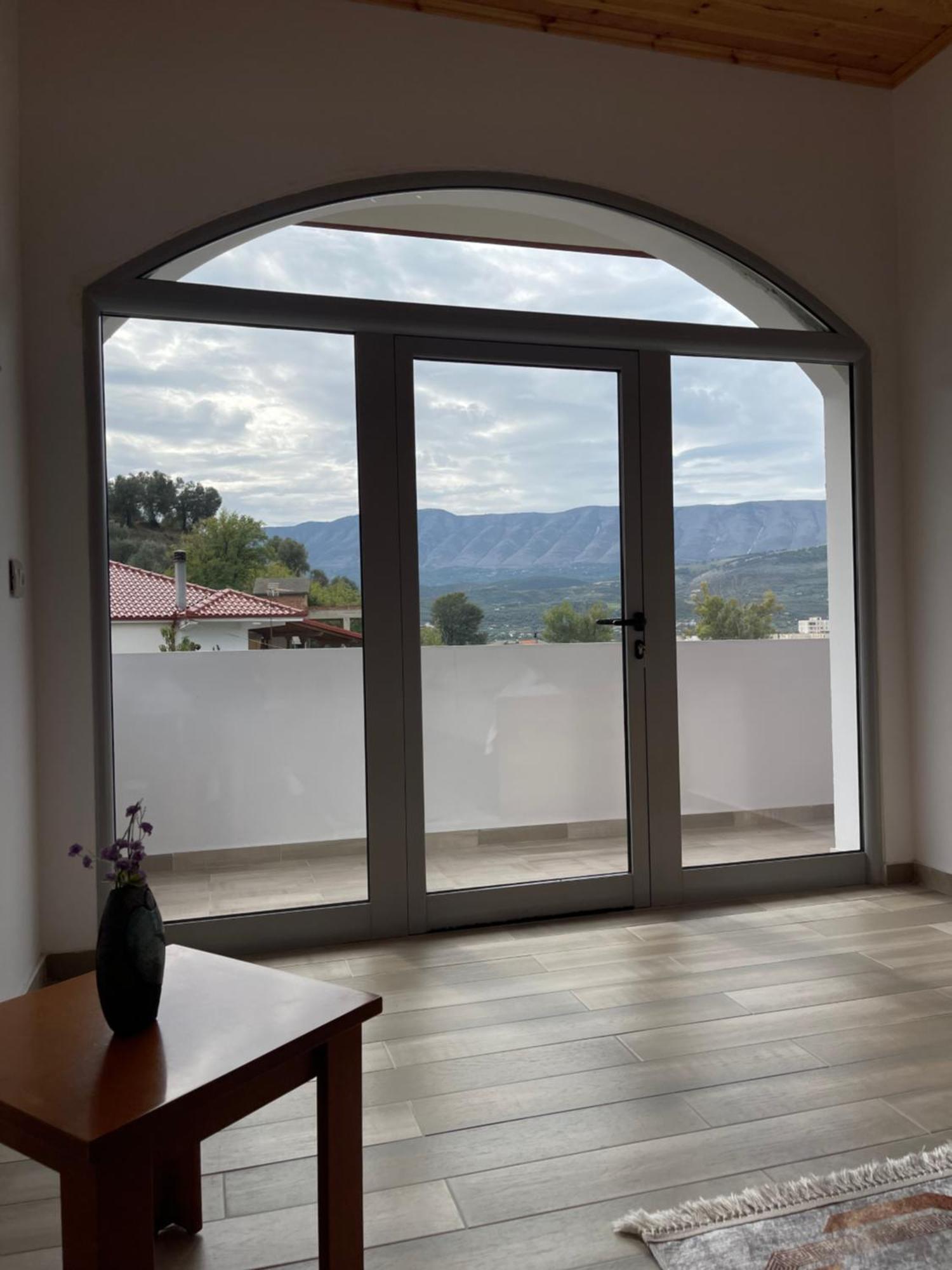 בראט Georgemishel Guest House מראה חיצוני תמונה