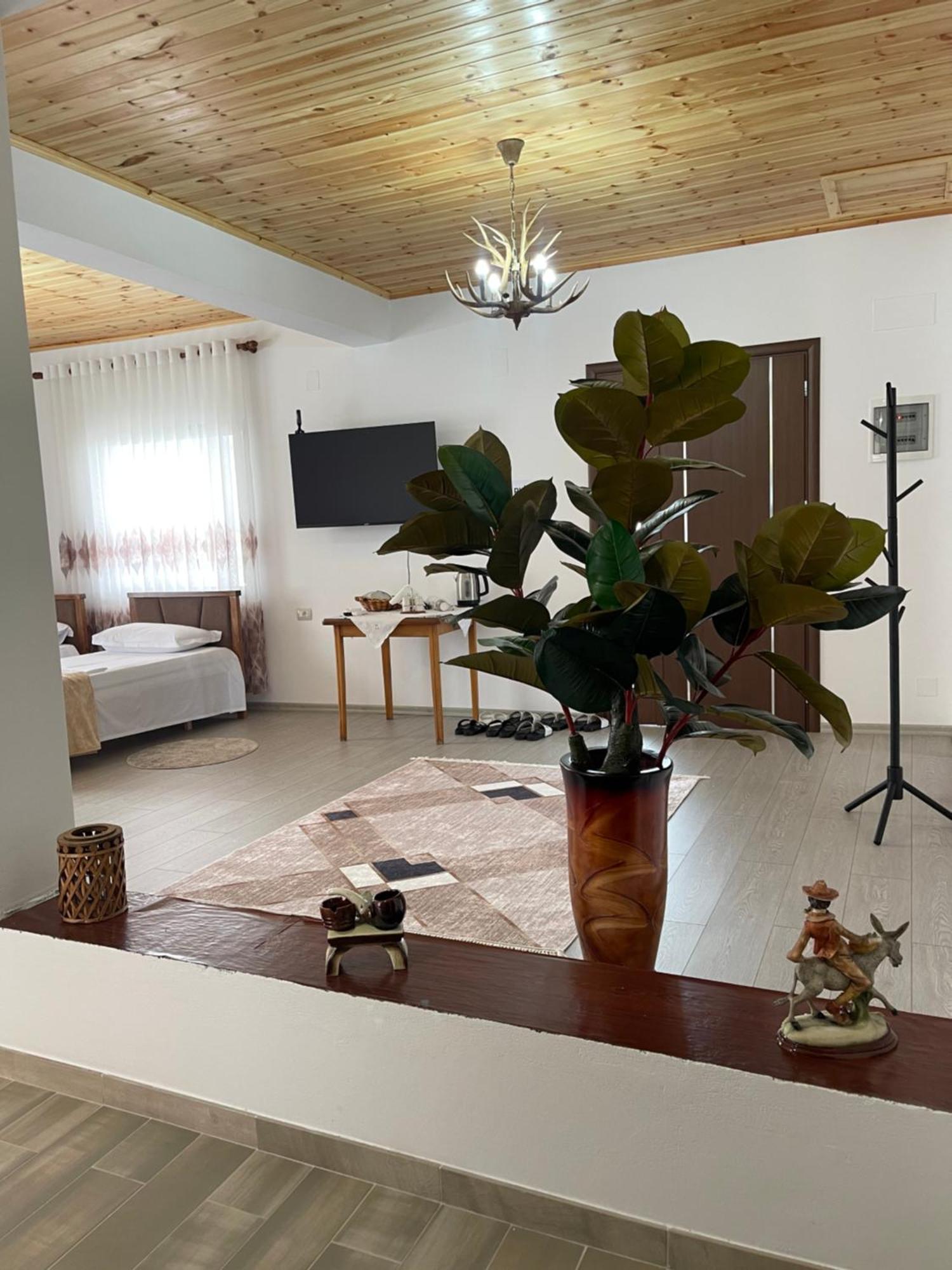 בראט Georgemishel Guest House מראה חיצוני תמונה