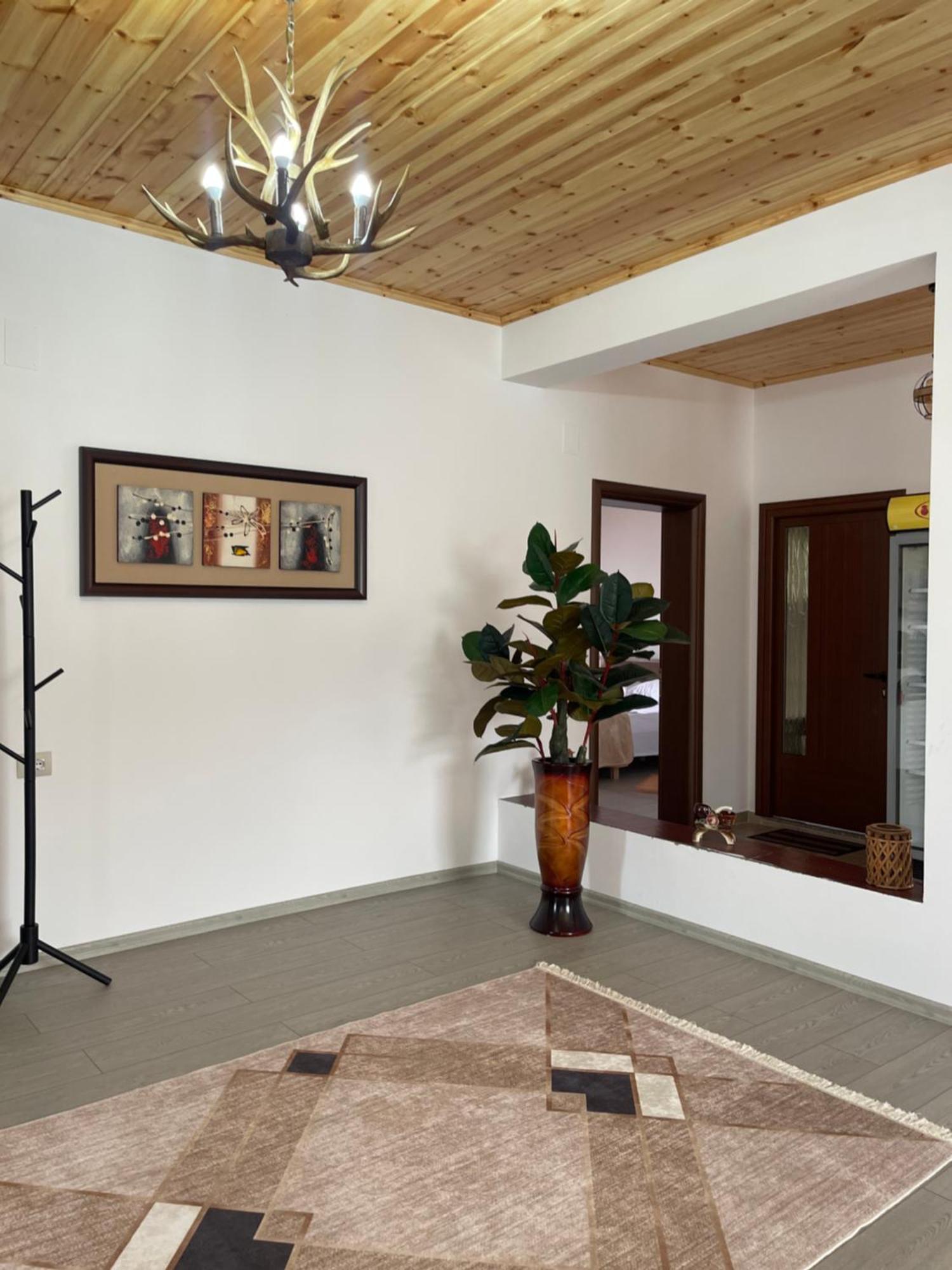בראט Georgemishel Guest House מראה חיצוני תמונה
