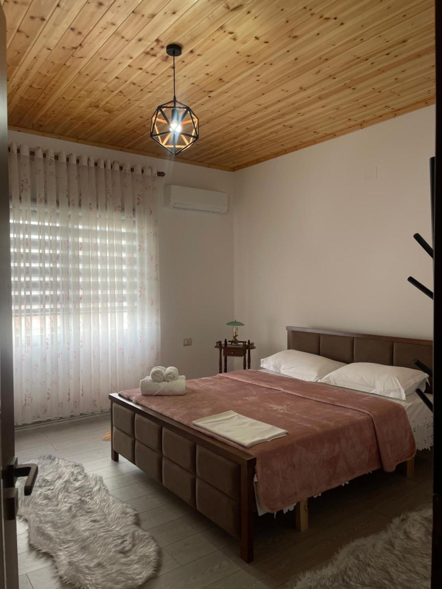 בראט Georgemishel Guest House מראה חיצוני תמונה
